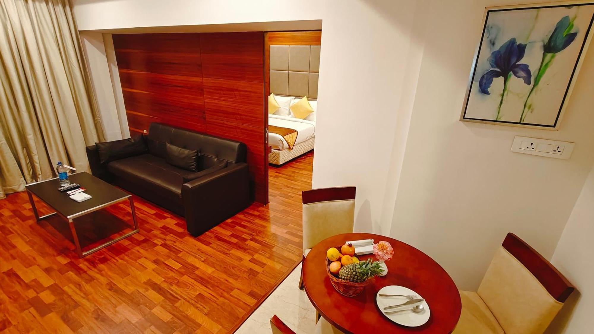Khanna Fiesta Vellore Exterior photo