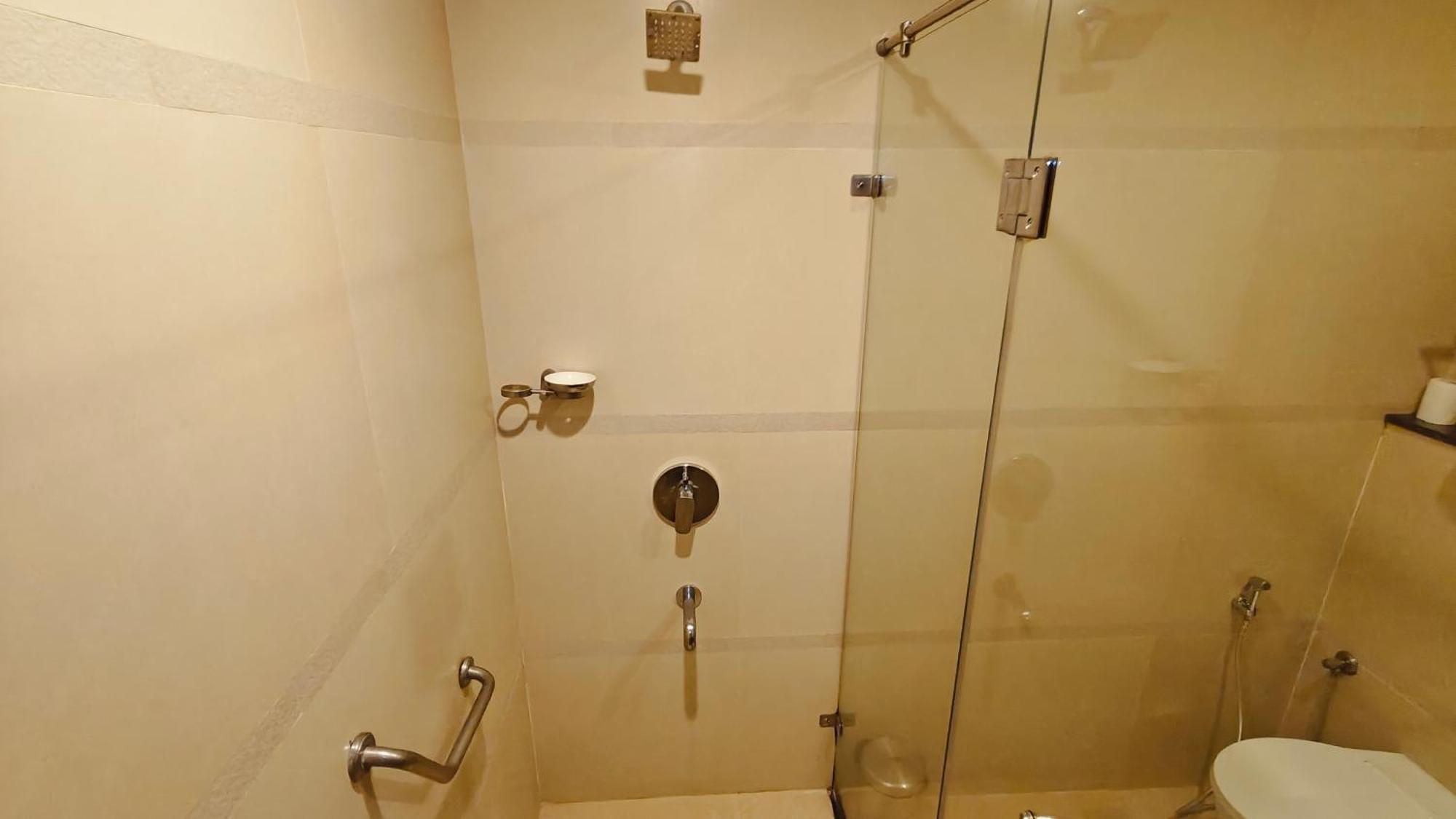 Khanna Fiesta Vellore Exterior photo
